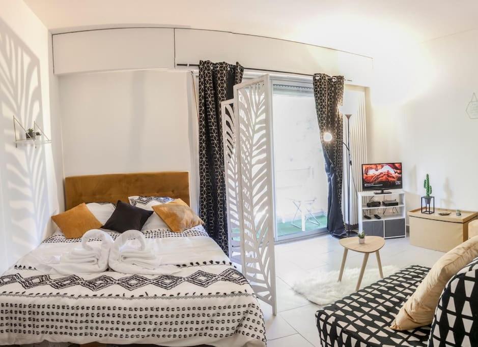 Bord De Mer-terasse-plage Prado David Appartement *