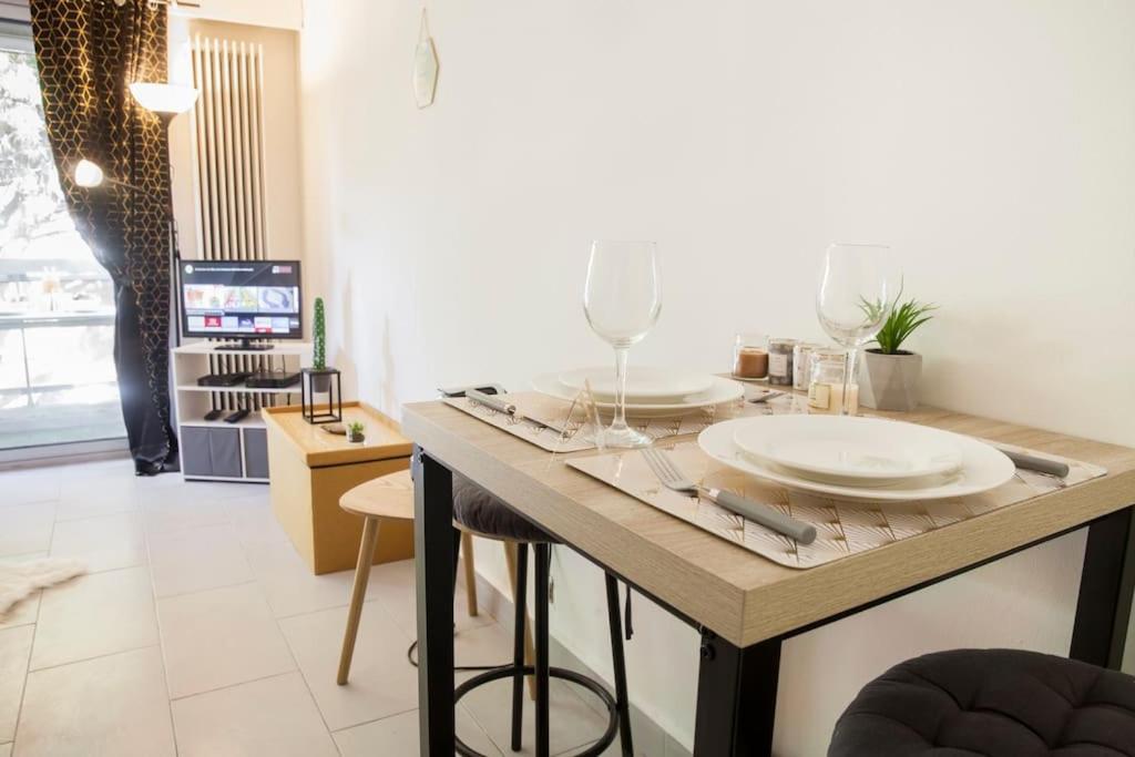 Apartment Bord De Mer-terasse-plage Prado David